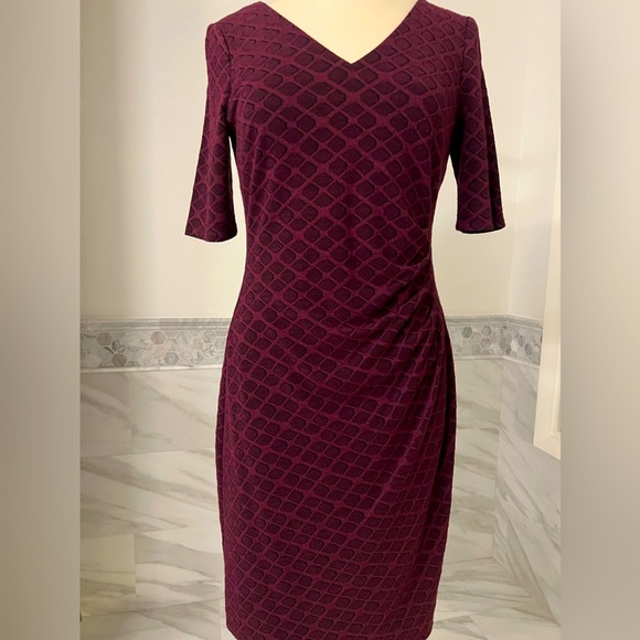 Anne Klein Elbow Sleeves Stretch Burgundy Side Drapes Dress - Picture 1 of 12
